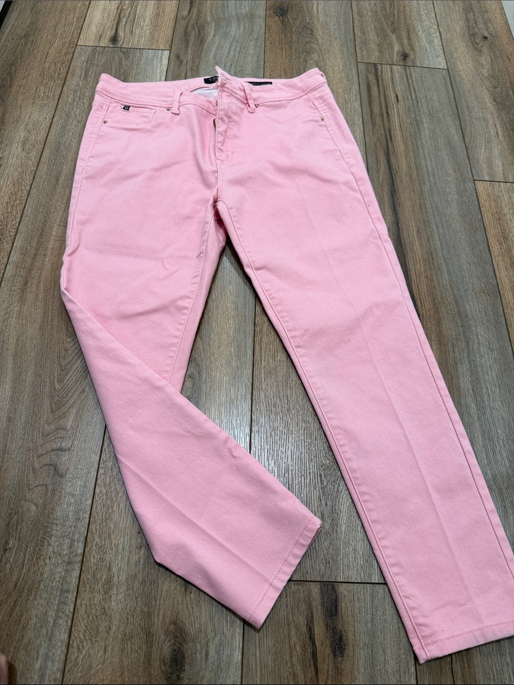Straight Leg Women’s Jeans in Light Pink